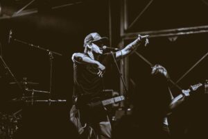 The Hooplas vocalist and guitarist Adam Martin has died, RIP.